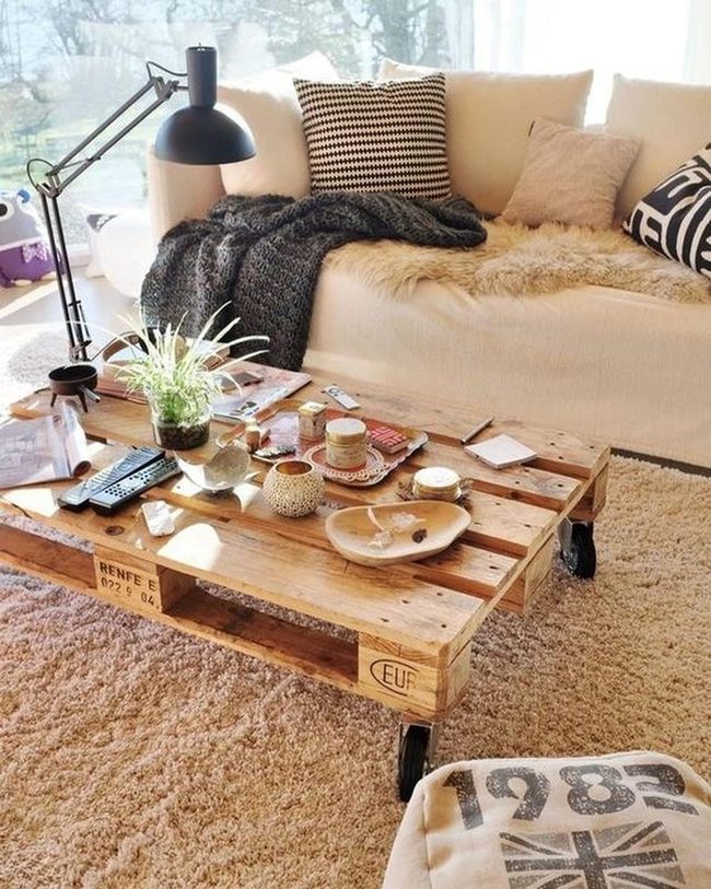 Sunlit Cream And Wood Living