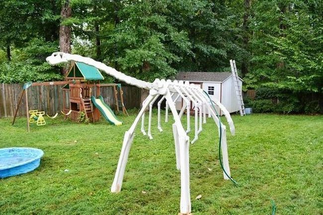 Dinosaur Bones Garden Centerpiece