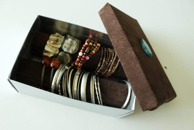 Blue Stone Brown Felt Jewelry