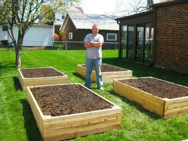 Wooden Beds, Effortless Gardening