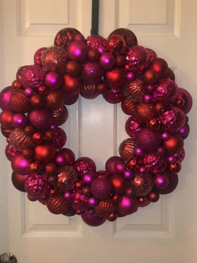 Glittering Bulbs Reflect Romance