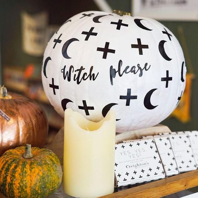 White Pumpkin Black Moon Magic