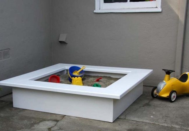 Wide-Rimmed Sandbox For Small Yards