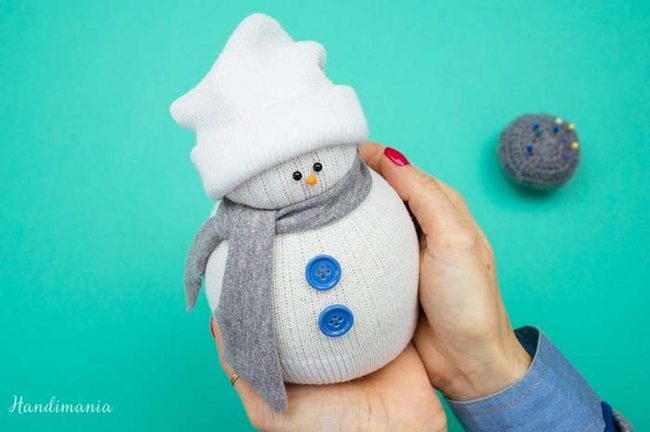 Mismatched Socks Become Snowmen