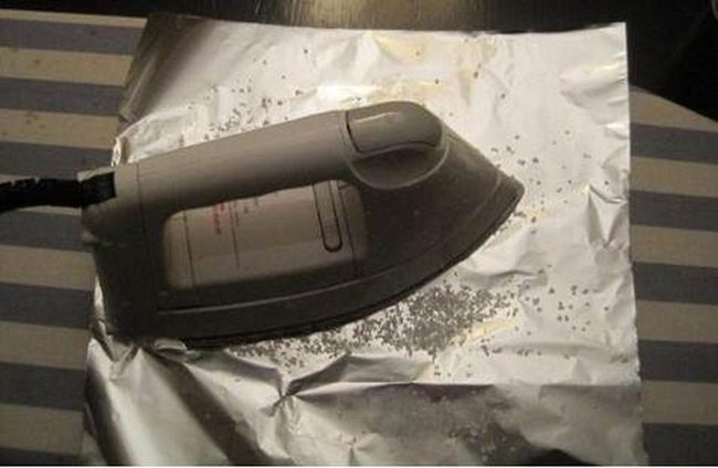 Salt And Foil Iron Cleaner