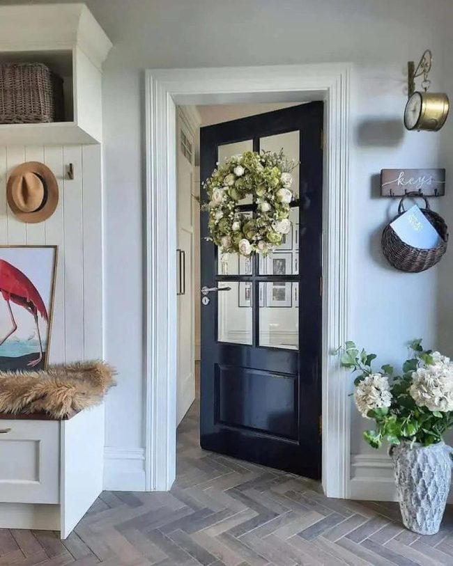 White Pumpkin Wreath Entry