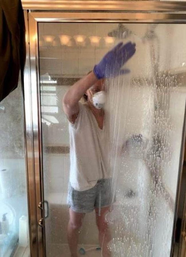 Shaving Cream Glass Cleaner Secret