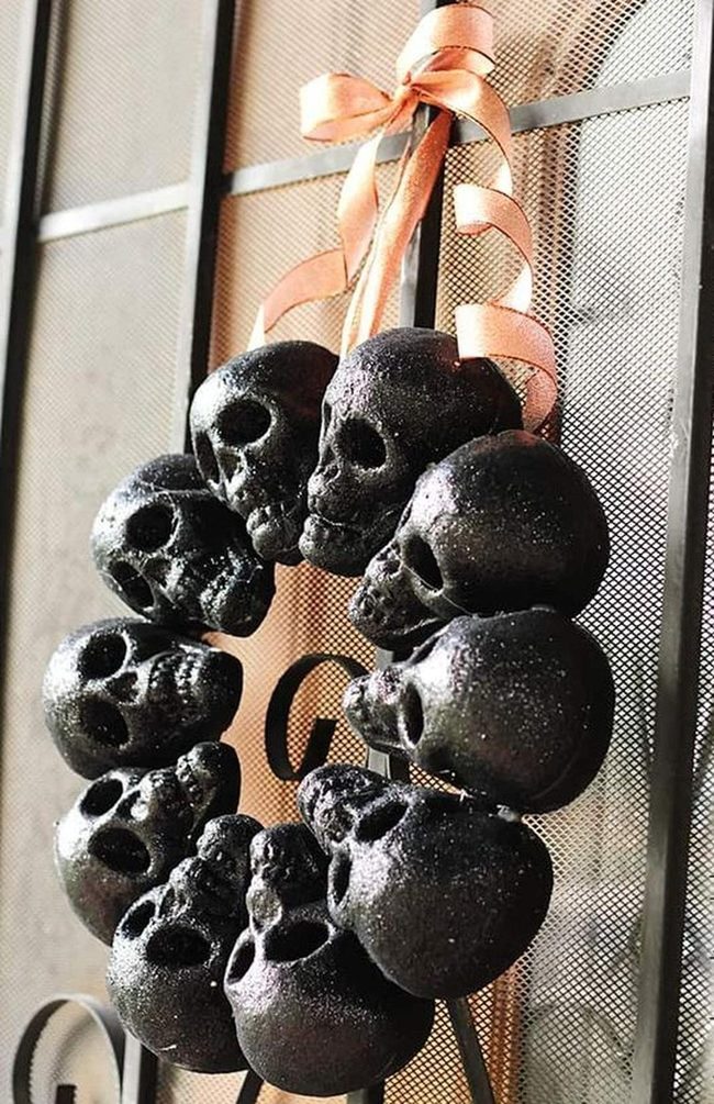 Black Skull Wreath With Peach Bow