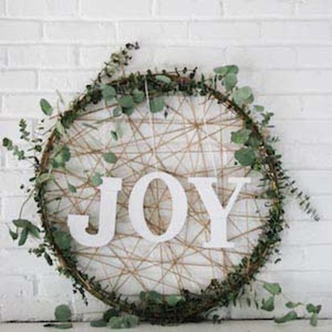 Pinecone And Burlap Wreath