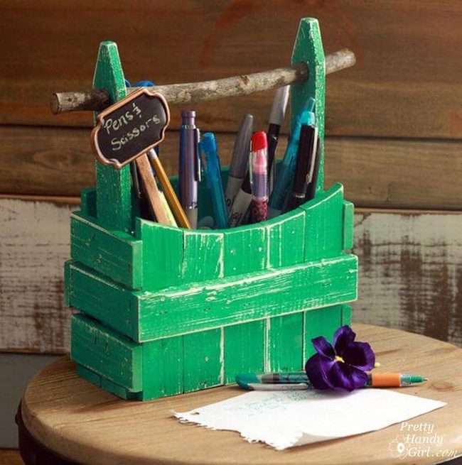 Green Fence Post Pencil Keeper