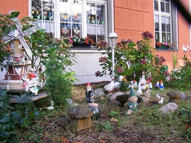 Wooden Gnome Classroom Garden