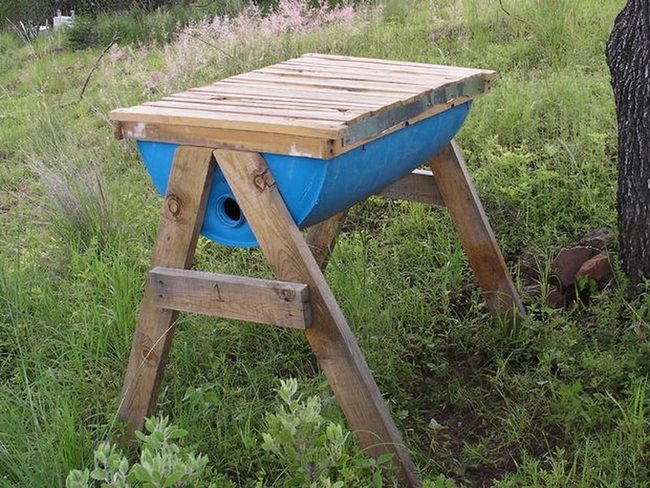Blue Barrel Garden Workstation