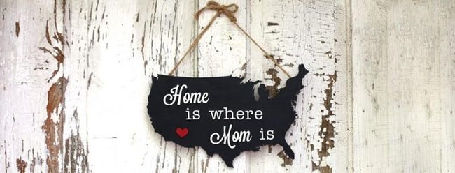 Black Wood Mom Love Statement