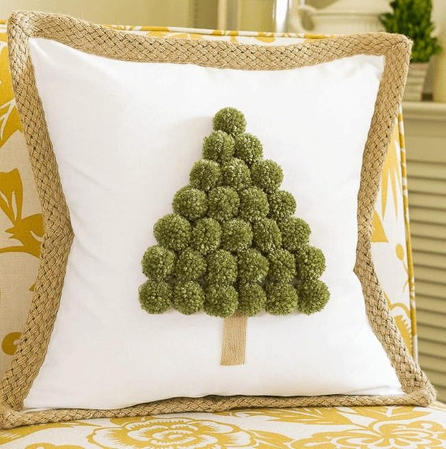 Green Pom-Pom Nature Escape