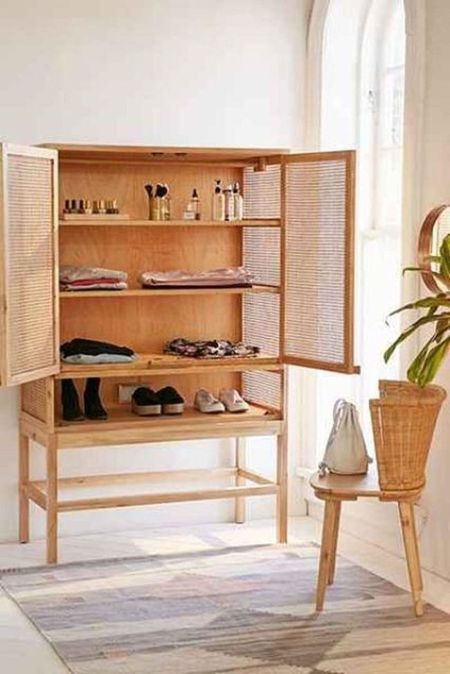 Light Wood And Neutral Simplicity