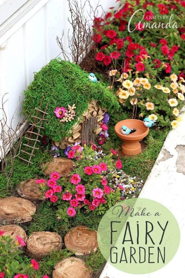 Miniature Worlds In Your Hands