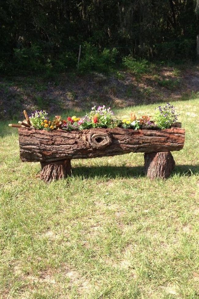 Log Planter Bench Hybrid