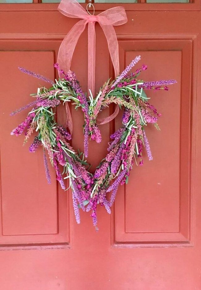 Pink Fuzzy Heart Bloom Wreath