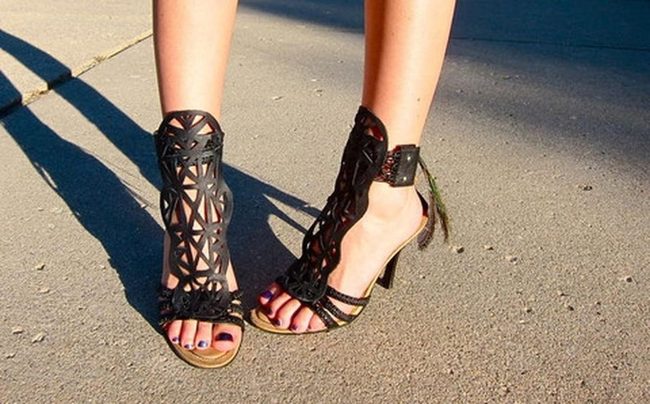 Geometric Cutout Black Sandals