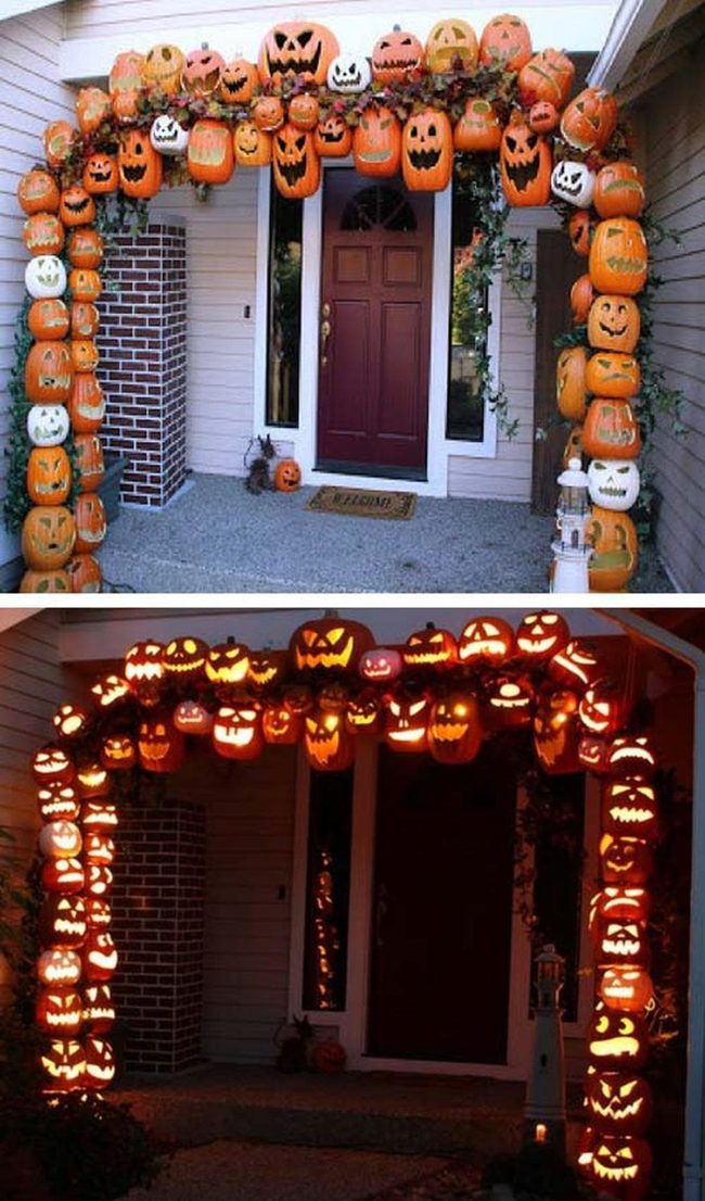 Glowing Pumpkins Line Your Steps
