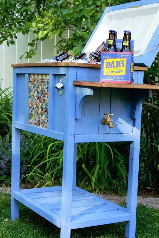 Blue Elevated Cooler Station