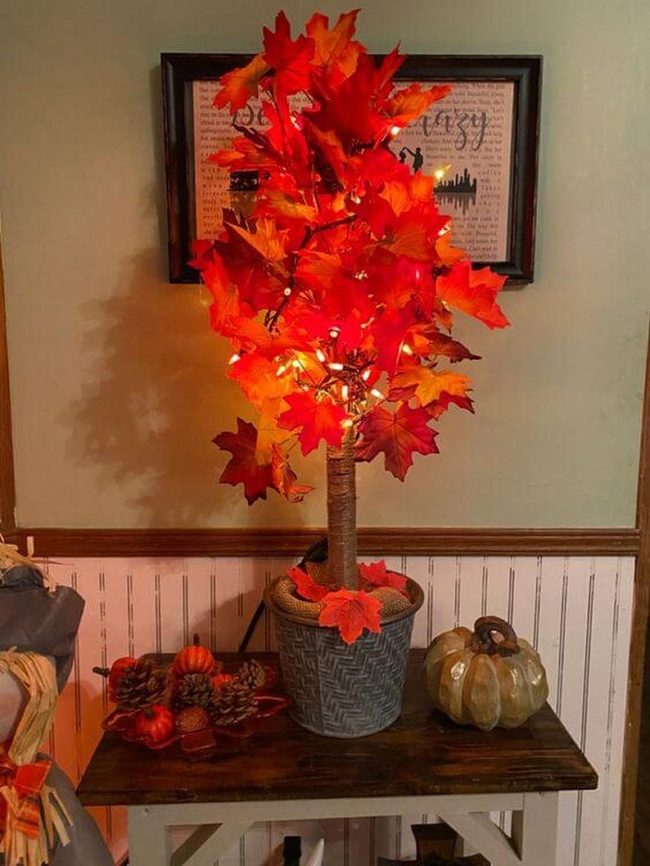 Autumn Leaves Golden Centerpiece