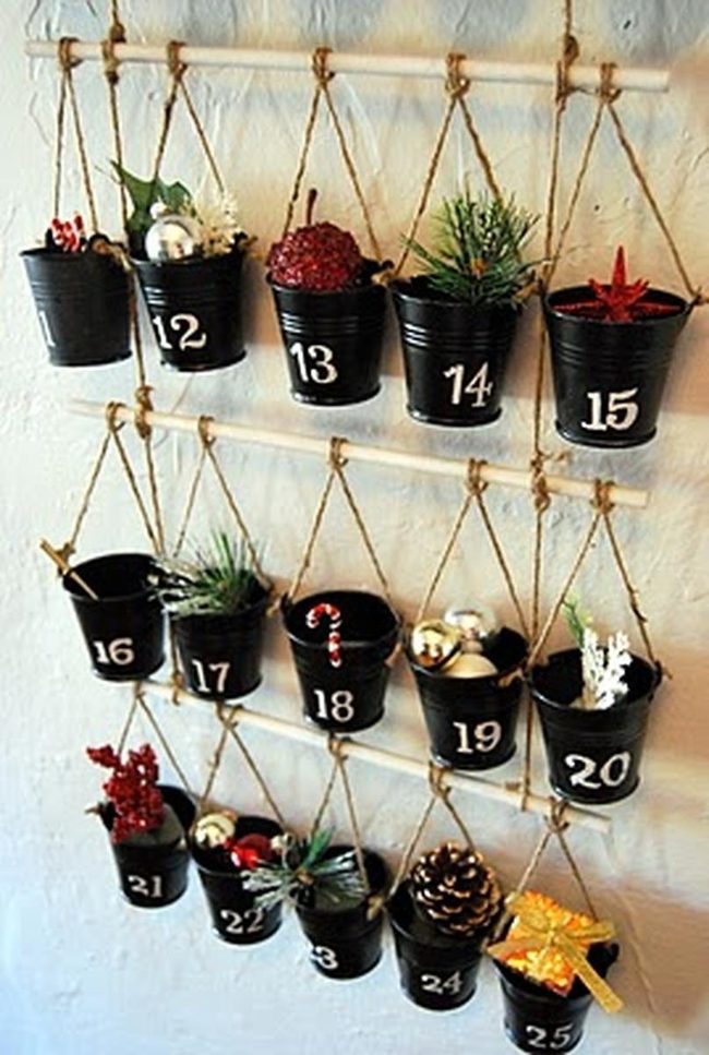 Black Metal Buckets With Jute Rope
