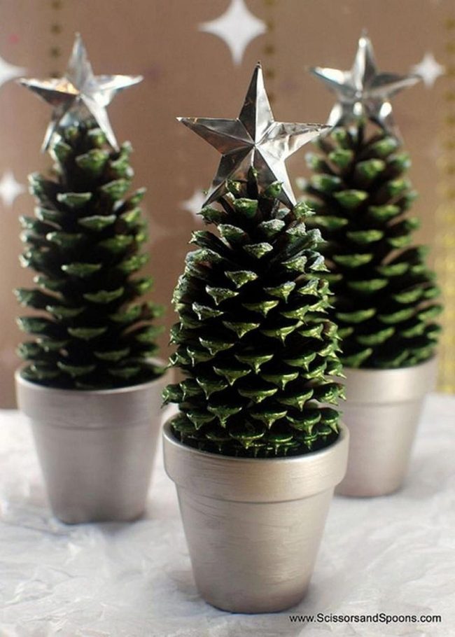Sparkly Pinecone Christmas Trees