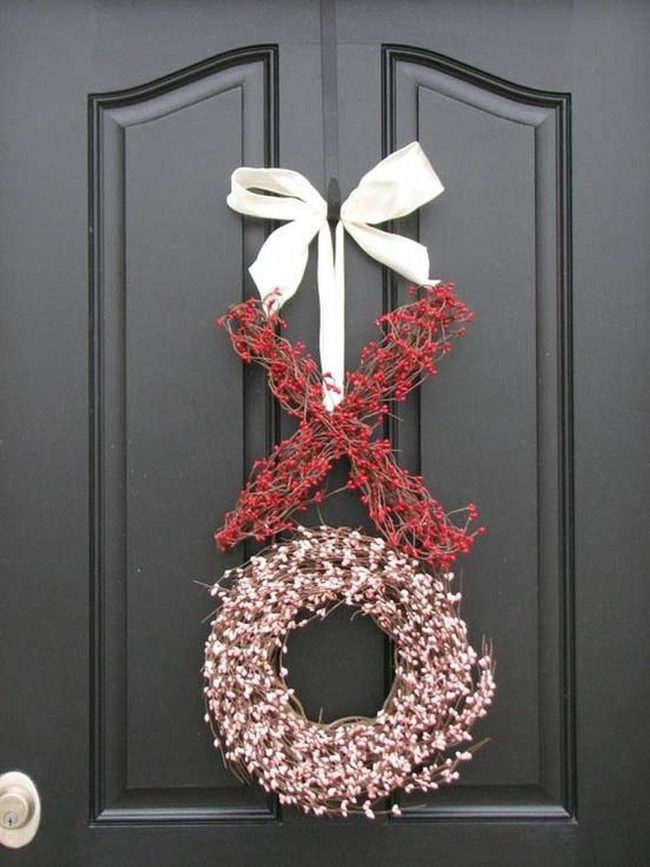 Red Berry Xoxo Wreath