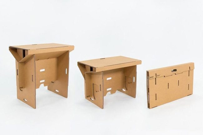 Flat Cardboard Seats That Pop