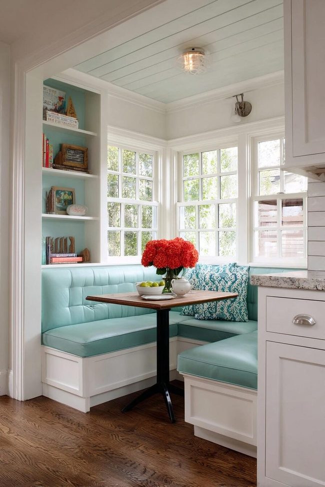 Bay Window Cushioned Seating Bench