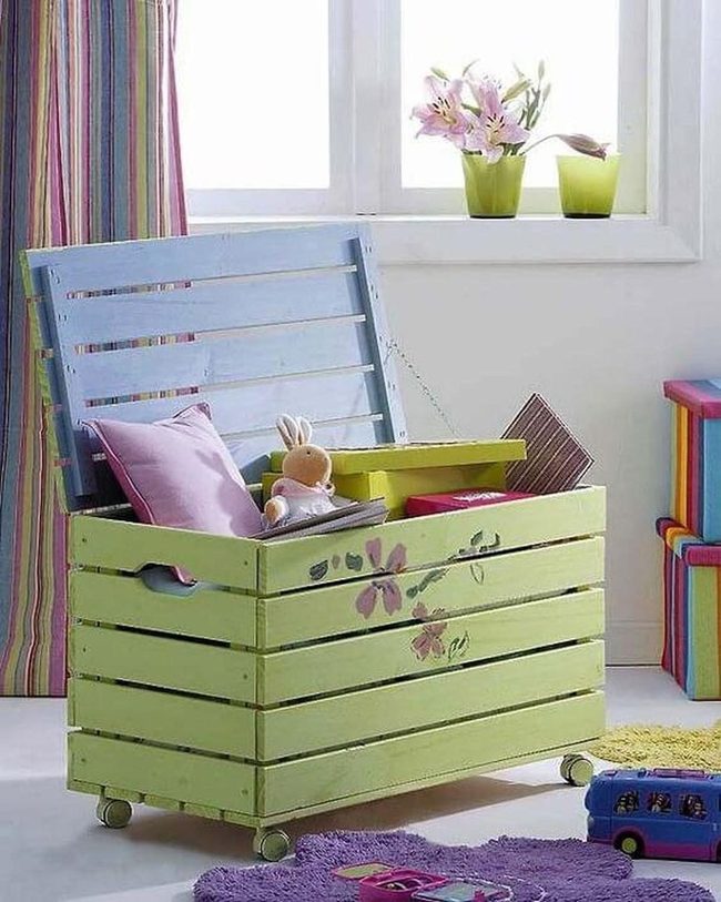 Pastel Floral Rolling Storage