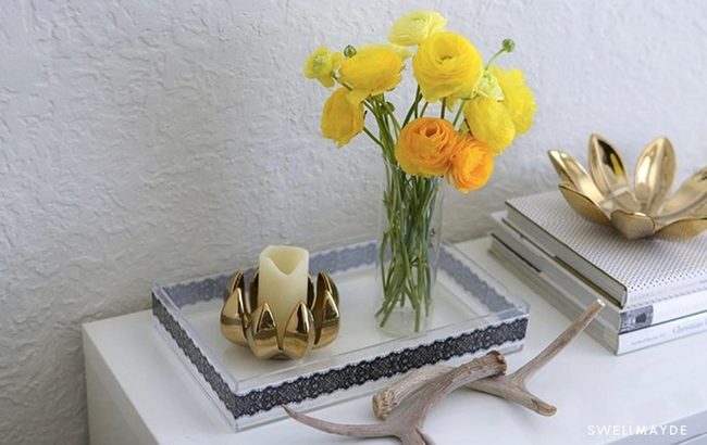 Yellow Blooms With Gold And Lace