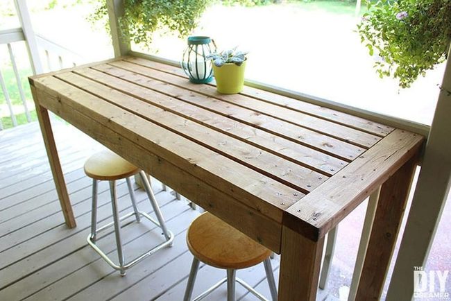 Pallet Wood Outdoor Bar Station