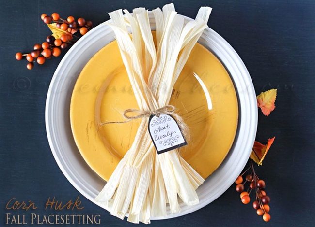 White And Yellow Plates, Corn Husks Twine