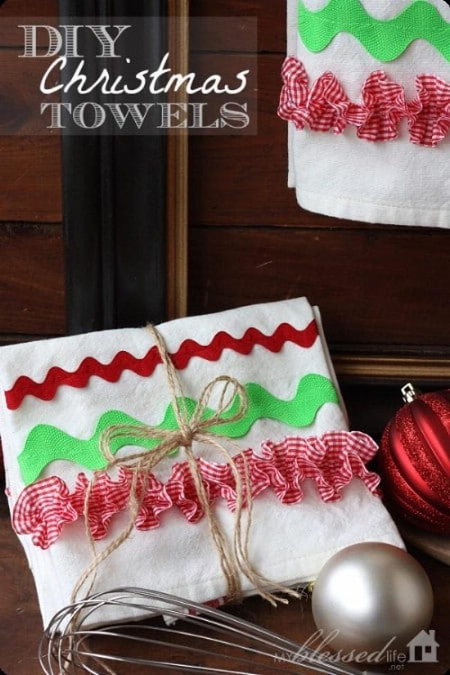 Bright Festive Kitchen Towels Bundle