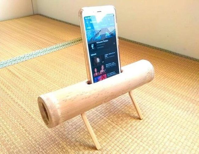 Honey Bamboo Phone Stand