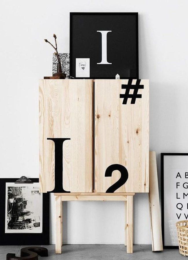 Light Wood Grain Meets Black Graphics