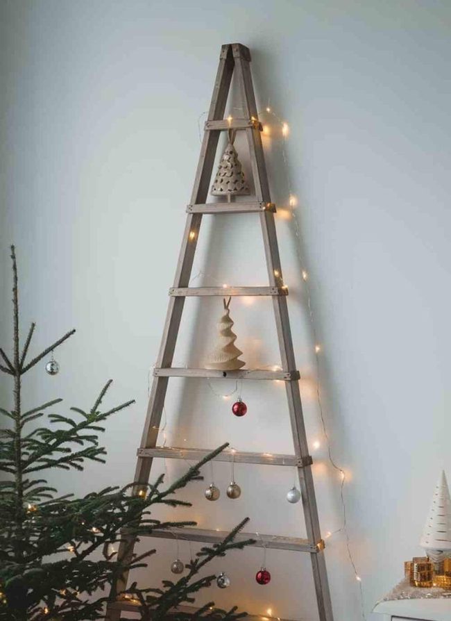 Wooden Ladder Holiday Tree