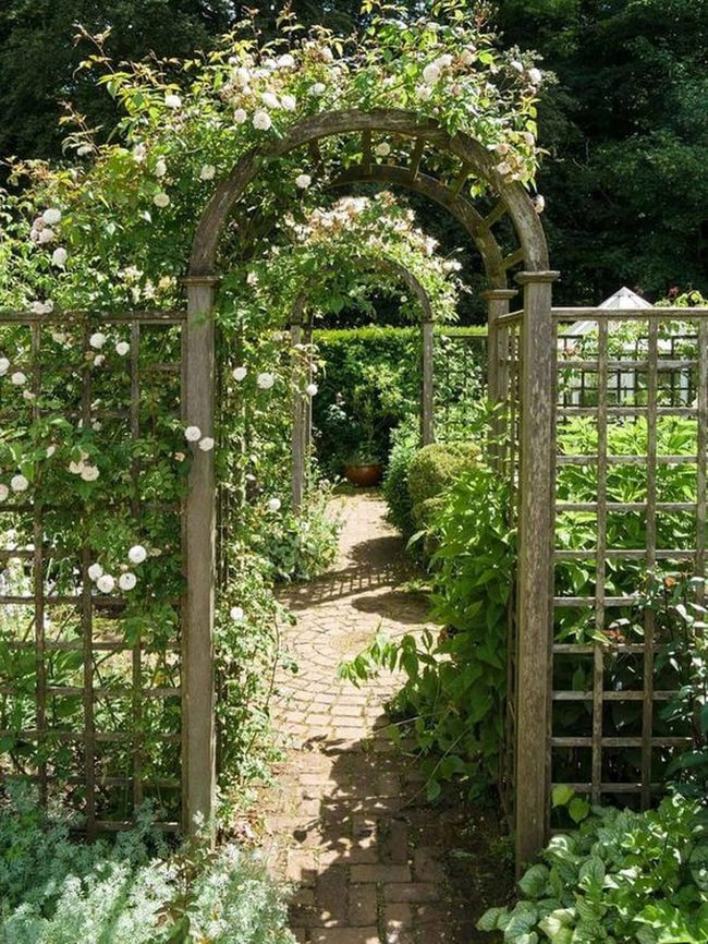 Rose Trellis Garden Archway