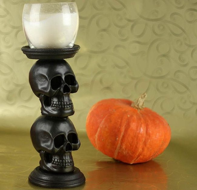 Black Skull Candle Holders