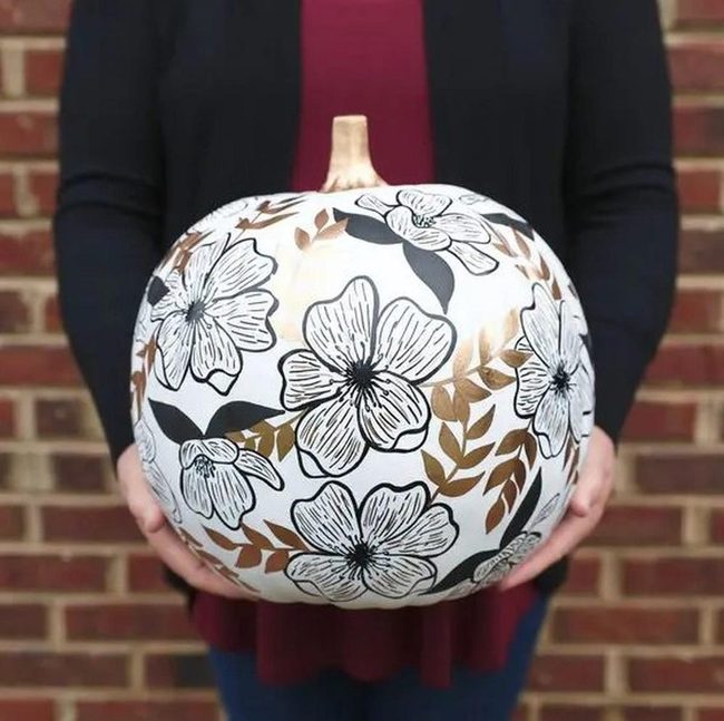 White Pumpkins Gold Leaves Black Florals