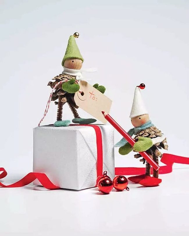 Googly-Eyed Pinecone Elves