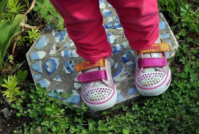 Sparkle Pink Shoes With Mosaic Stones