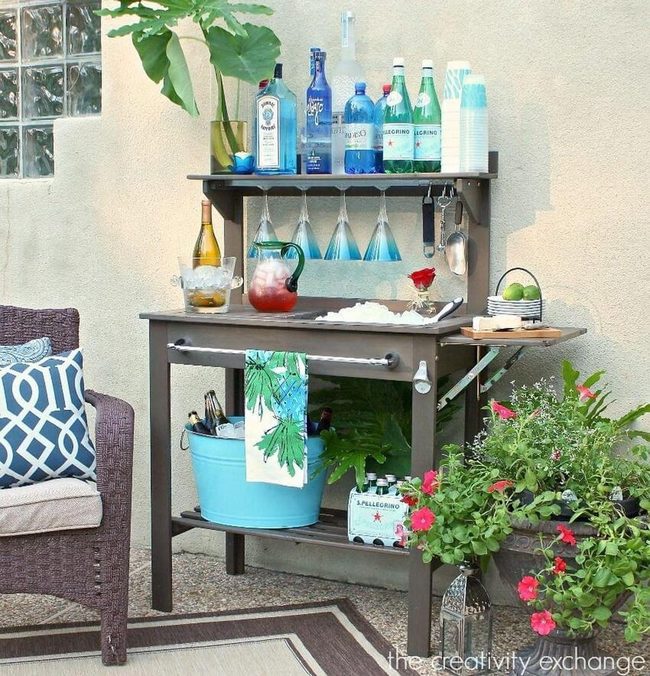 Wooden Outdoor Bar Station