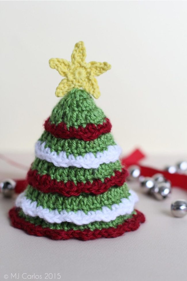 Striped Knitted Trees With Stars