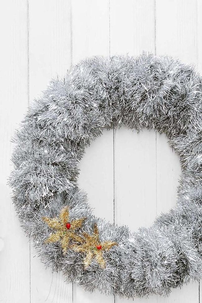 Silver Tinsel Wreath Sparkle