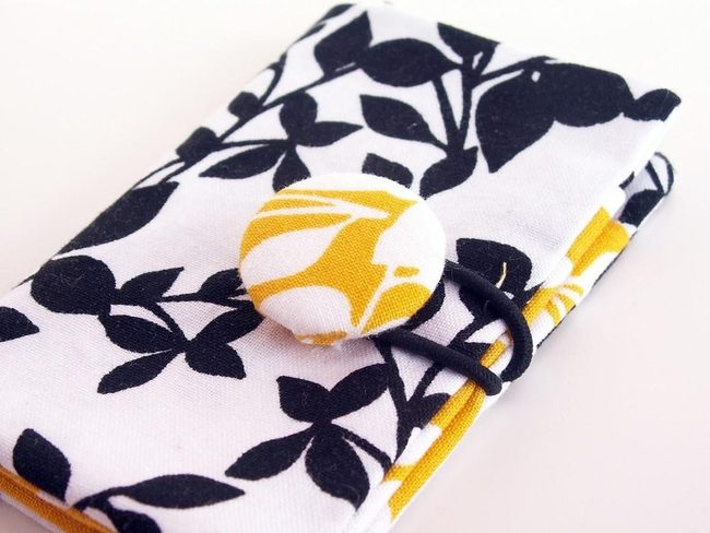 Black Leaf Yellow Cotton Pouch