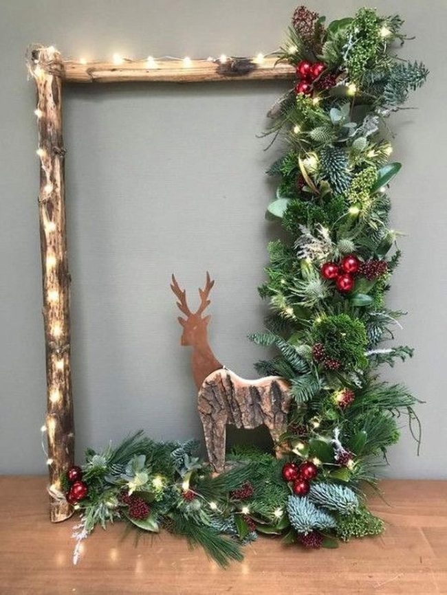 Raw Wood Reindeer With Pine Light