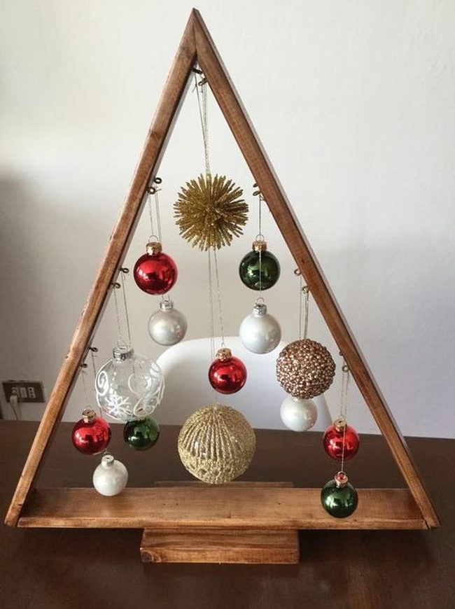 Wooden Frames Sparkle Glass Ornaments